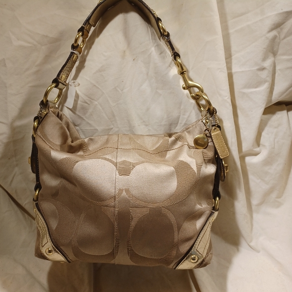 Coach carly - Picture 1 of 10